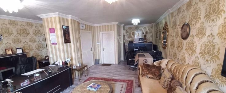 Ulus Konya Sokak Üzerinde Satılık 1+0