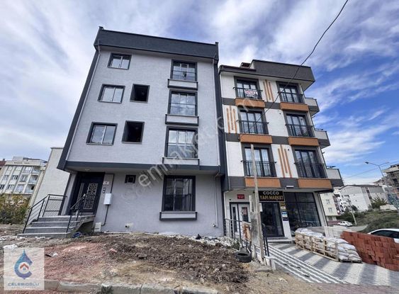 Çayırova Emek Mah. Bosna Cadde Üzeri Satılık 4+1 Dublex