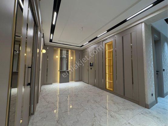 Jettir’den Güzelşehirde Satılık 4+1 Lüxs Daire Ara Kat Tekli Daire