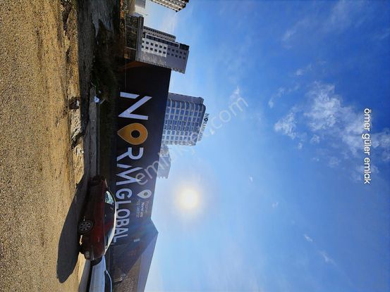 Güler^den Yenimahalle Batıkent Bulvar Üstü Site İçinde 1+1 Sıfır