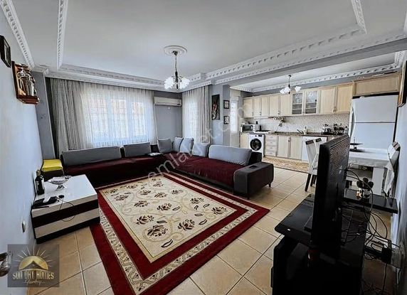 Avsallar Merkezinde Deniz Manzaralı Satılık 2+1 Eşyalı Düz Daire