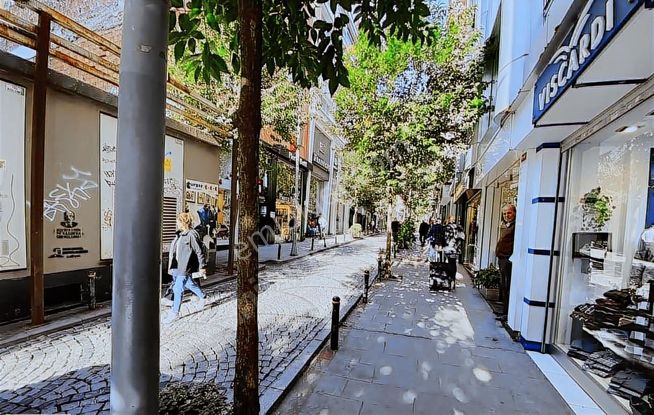 Acil! Osmanbey Metro Durağına Komşu İşhanında İşyeri Dükkan