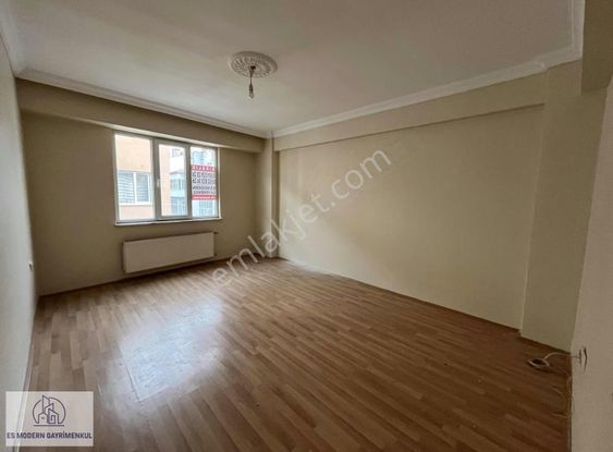 Yenibağlar'da Espark'a Çok Yakın Arakat 2+1 Kiralık Daire