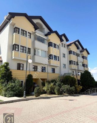 Angora Evleri’nde Muhteşem Manzaralı Kiralık Bahçe Dubleks Daire