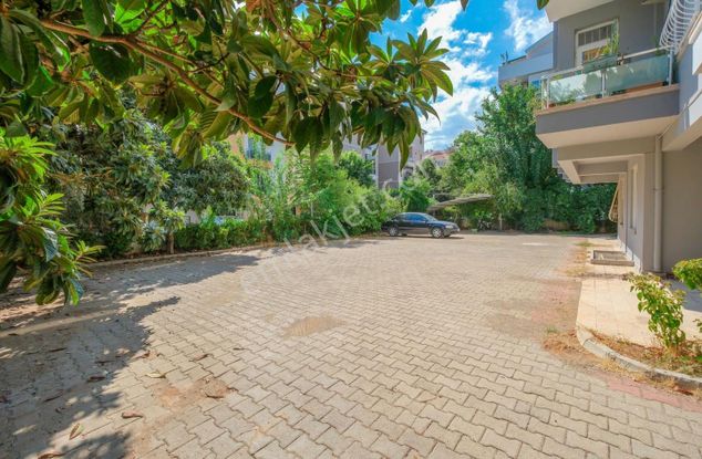 Gürsuda 5+1 220 M2 Çift Teraslı Satılık Dubleks Daire