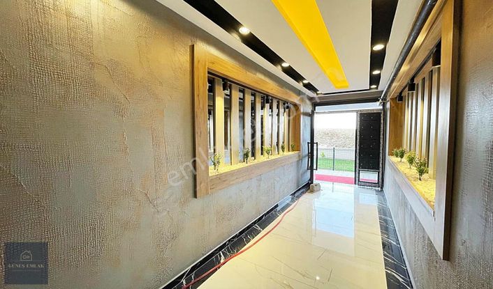 Yenikent Güneş Emlak*siteler Bölgesine Yakın Geniş 2+1