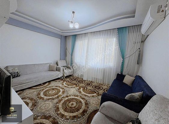 Bağcılar Bölgesi Gökkuşağı Vilları Civarında Satılık Daire