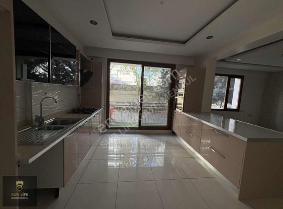 Bağcılar Bölgesi Hamravat Vilları Karşısında Kiralık Daire