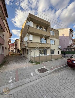 Biga Rafet Gürkaynak Cd Satılık Bahçeli Nizam 2+1 Daire 85 M2