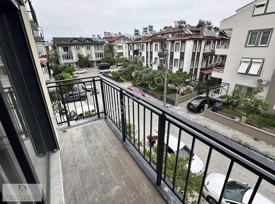 Tuzla Mahallesi'nde Kordona 3dk Yürüme Mesafesinde 2+1 Daire