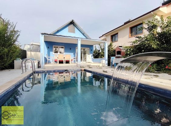 Başak Tan Müstakil Uzun Dönem Havuzlu Eşyalı 2+1