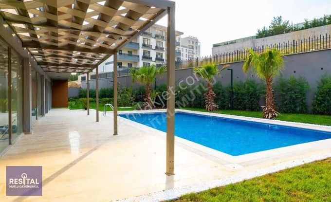 Rs Mutlu Kayapada Havuzlu Cam Balkonlu Kombili 2+1 Satılık Daire