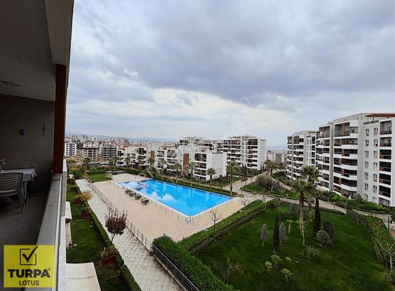 Turpa Lotus'tan Triyanda Sitesinde 3+1 Kiralık Daire