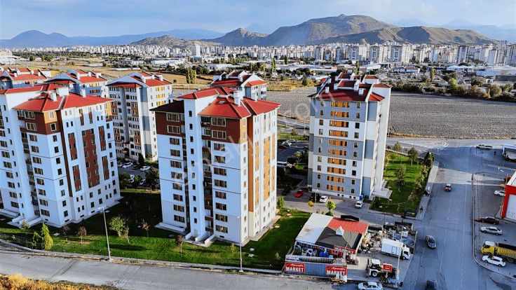 Şeker Toki'de 3+1 Odalı Site İçersinde Uygun Fiyatlı Daire