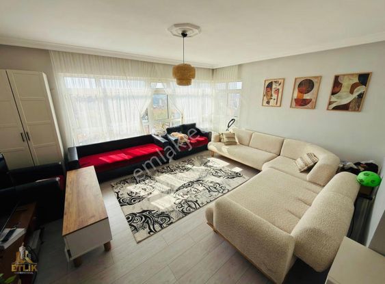 Aşağı Eğlence'de Manzaralı Mükemmel Lokasyon'da Fırsat Daire !!!