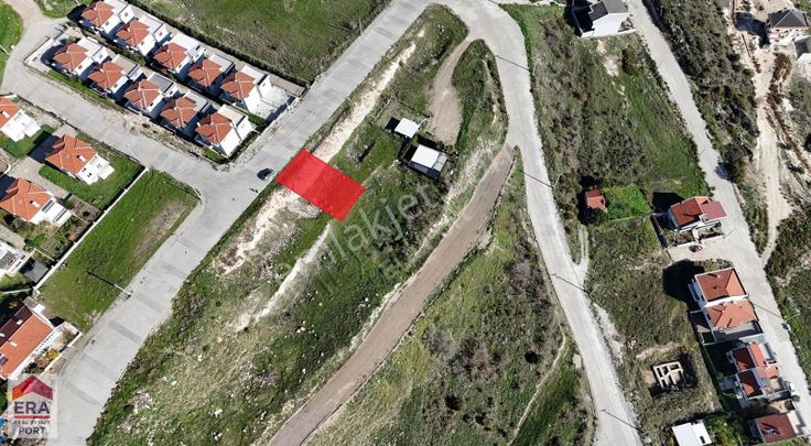 Era Port Güvencesiyle Balıkesir Kuva-i Milliye'de 304m² Arsa