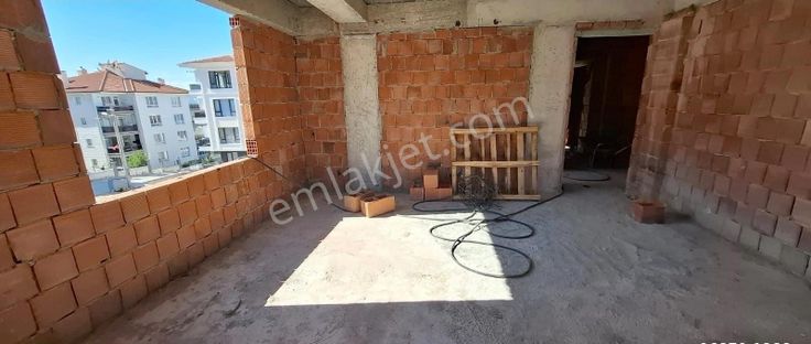 Kolçan Emlak'tan Zafertepe'de 2+1 Ara Kat Daireler