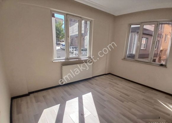 Kolçan Emlak'dan Meydan'da Satılık 2 Ayrı Daire