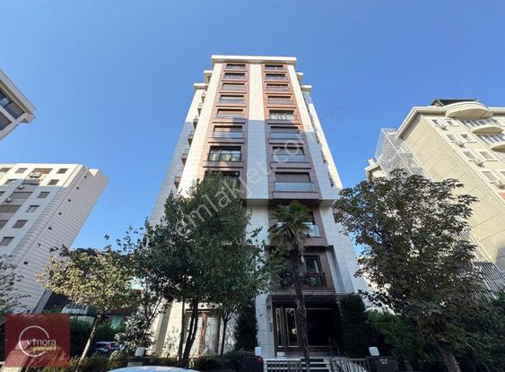 Suadiye Sahil'de 102m² Net Çift Balkonlu E.banyolu,boş,geniş 3+1