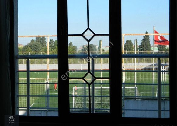 İstanbul Avcılar - Esenyurt Doğan Araslı Bulvarı, Atatürk Stadı Arkası. Önü Açık. Kiralık 3+1