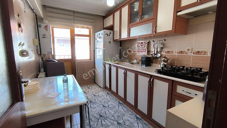 Yılmaz Gayrimenkulden 3+1 Fırsat Dairesi