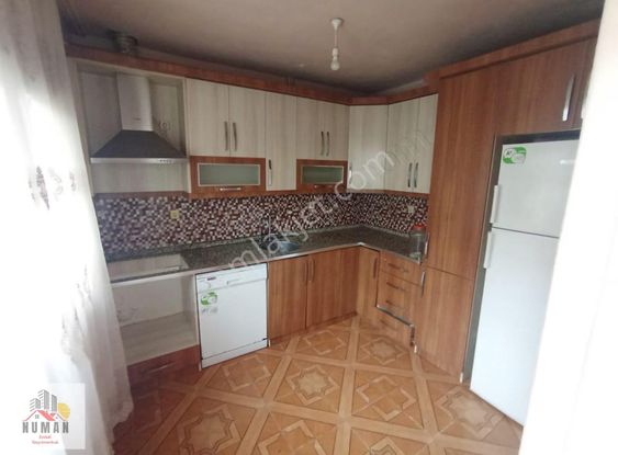 Altıeylül Mahallesinde Satılık Müstakil Ev