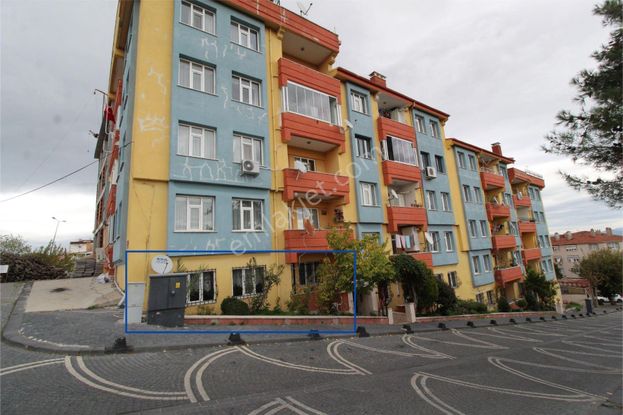 Balıkesir Lisesi Çamlık Tepesi Girişi Geniş 3+1 Satılık Daire