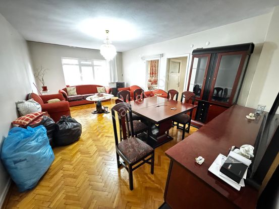 İncirli Tam Merkezde Orta Kat 3+1 Güney Batı Yalıtımlı Emsalsiz