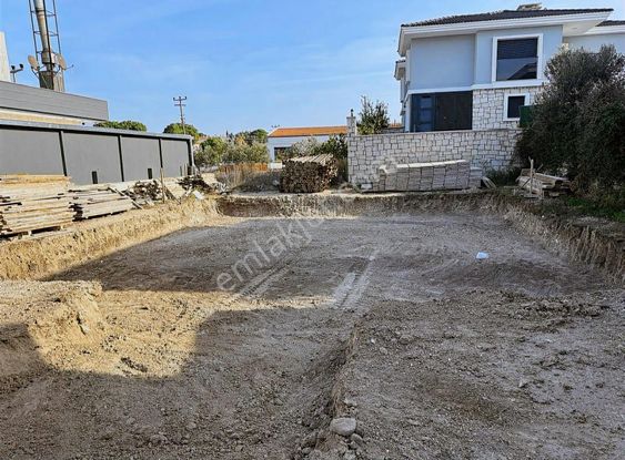Çeşme Şifne %50 Peşin Vadeli Satılık 3+1 Müstakil Havuzlu Villa