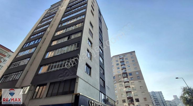 Sahabiye Mahallesi Merkezi Konumda Satılık 4+1 Daire