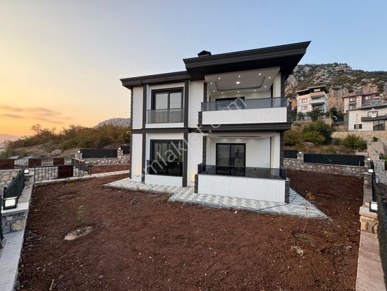 Acar Group'tan Toroslar Soğucak Mh. 4+1 Dublex Satılık Villa