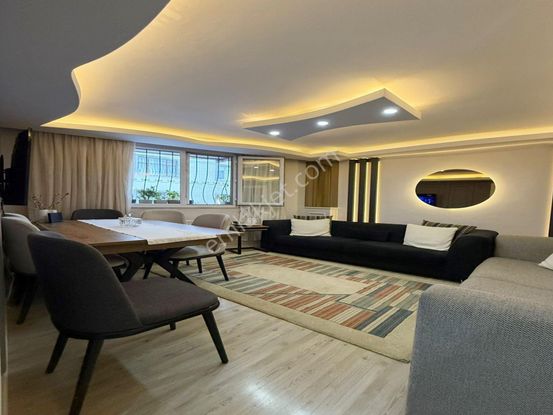 Metrobüse Yakın Konumda Acil Satılık 2+1 Lüks Dizayn Daire !!!