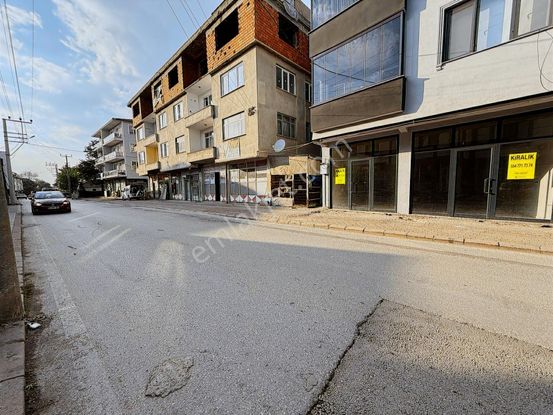 Yön Group'tan Yenicami'de Kiralık Dükkan