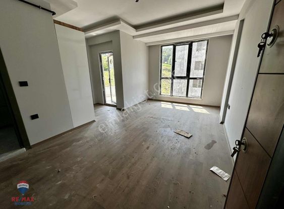 Cihan Çaylan'dan Eşyasız 1+1 Kiralık Daire