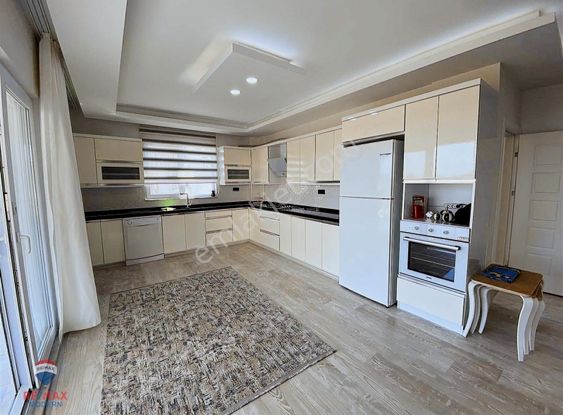 Remax Modernden Terme Özyurtda Yatırımlık Villa Kompleksi