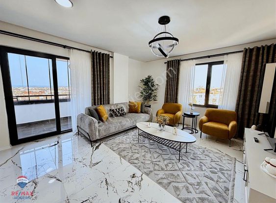 Merkezi Konumda Ful Deniz Manzaralı Süper Lüks Eşyalı 1+1 Daire