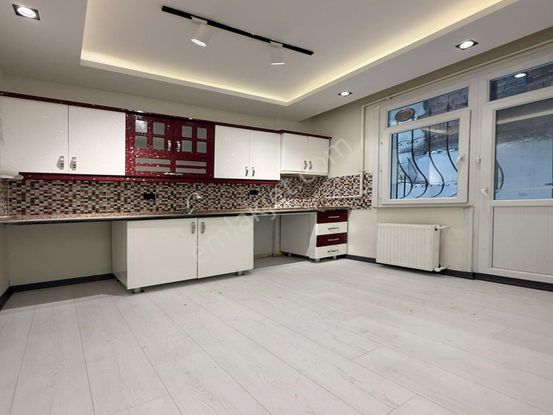 Osmangazi Mahallesi 2+1 Kiralık Daire Bahçeli Dekorlu !