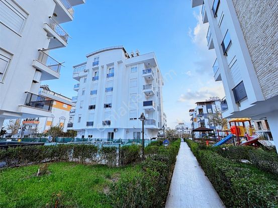 Konyaaltı Hurma Mah Ara Kat 2+1 Kiralık