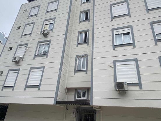 Konyaaltı Liman'da Denize Yürüme Mesafesinde Satılık 2+1 Daire