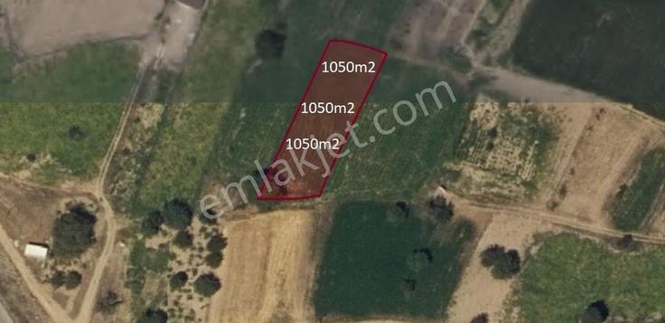 Güneyaşağıda Süper Konumlu 1050m2 Satılık Bahçe