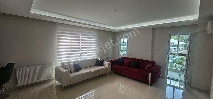 Sarısu Mah De Arakat 3+1 Doğalgazlı Ful Eşyalı Kiralık