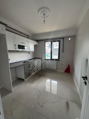 Havuzlar Mahallesi Sıfır Ara Kat 2 + 1 Daire Satılık Araç Takasına Açık