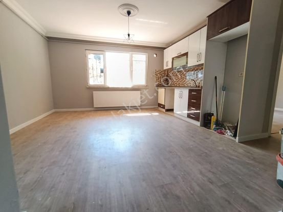 Keyif Dairesi - 2+1 - Bahçe Kullanımlı - Asansörlü Bina - Mekezi Konum - Kiralık