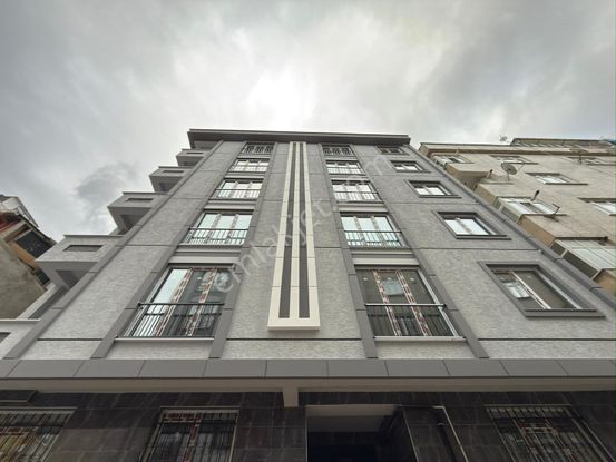 Salih Emlak 'tan Çift Cephe 2+1 Kullanışlı Sıfır 5.kat Daire