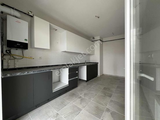 Derbent Mh Ayyıldız Sitesi Giriş Kat 120m² 3+1 Sıfır Daire!!!