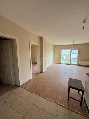 Ergene Marmaracık Mahallesinde Satılık Uygun 1+1arakat Daire