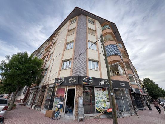 Sarıyakup Mh Büyükkumköprü Cadde Cepheli Geniş 3+1 Satılık Daire