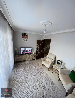 Arnavutköy'islambey'de Satılık 3+1 Ara Kat Daire