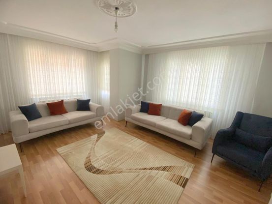 Mertcan'dan Metro 3dk Hastane 5dk Yürüme Ara Kat Balkonlu 2+1