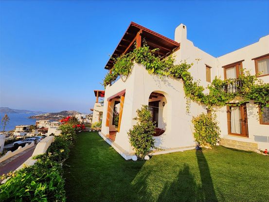 Gümüşlük Koyunbaba Lebi Derya Manzaralı Bahçeli Müstakil Villa